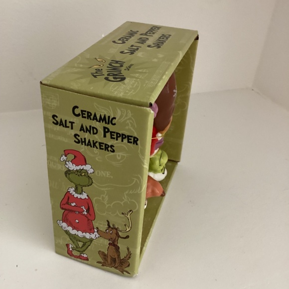 COPY - Dr Seuss The Grinch And Max Christmas Holiday Salt And Pepper Shakers Br… - Picture 3 of 5